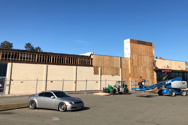 Studio Movie Grill, Big Lots, Citrus Heights