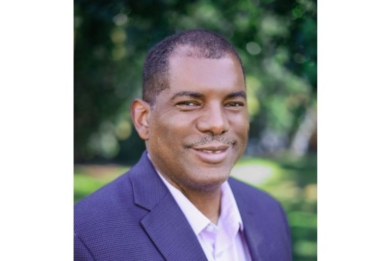 Martin Ross