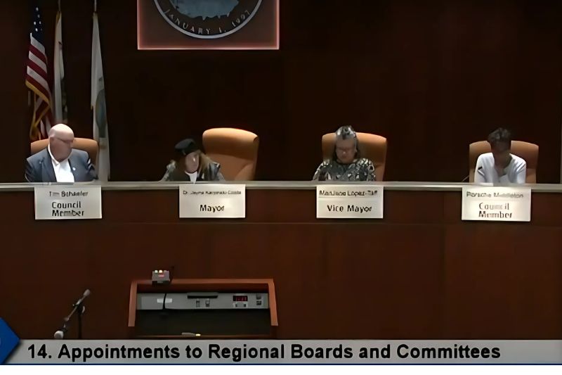 City Council meeting, Jan. 8.