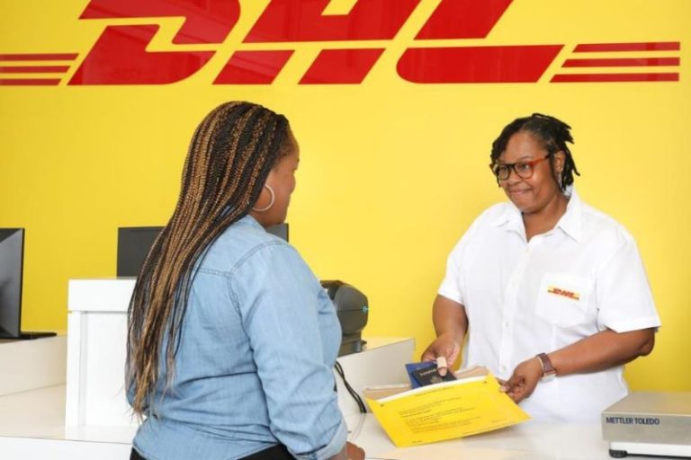 DHL Shipping ServicePoint // DHL