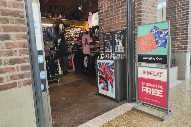 Spener's inside Sunrise Mall