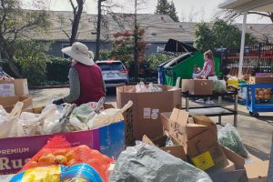 Sunrise Christian Food Ministry volunteers