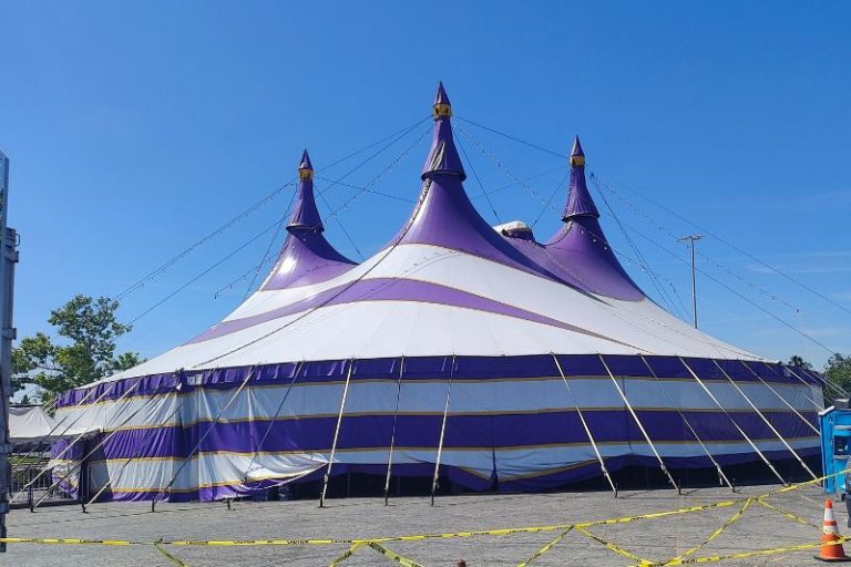 American Crown Circus returns to Sunrise Mall May 8-19.