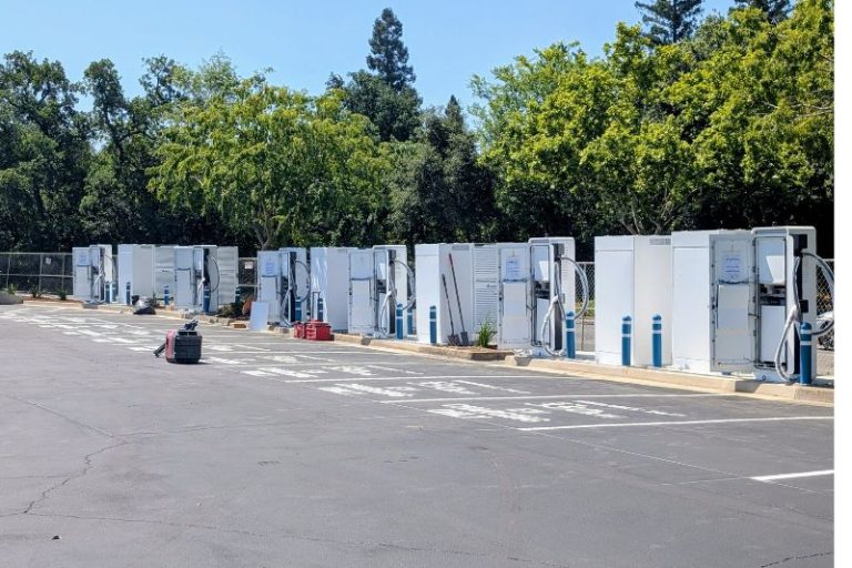 A set of EV charging stations has been constructed near the corner of Sunrise Boulevard and