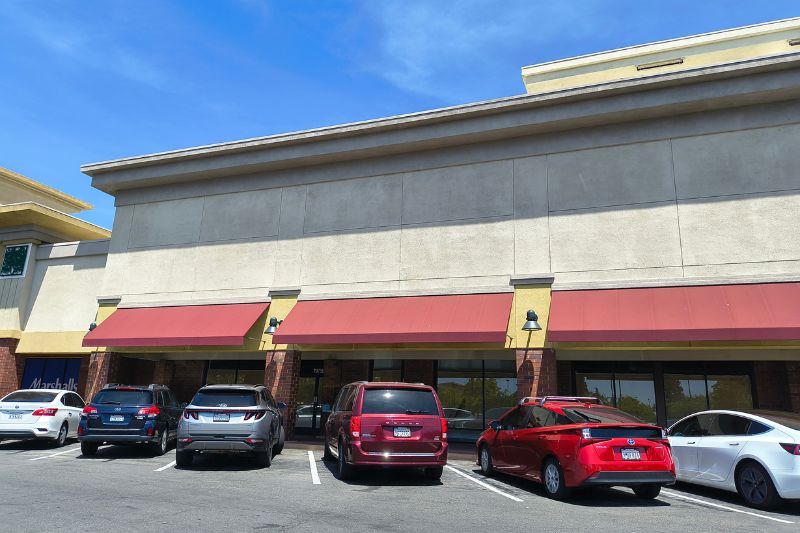 A mattress store is planned to fill the space formerly home to Skechers in the Citrus Town Center. // SB Williams