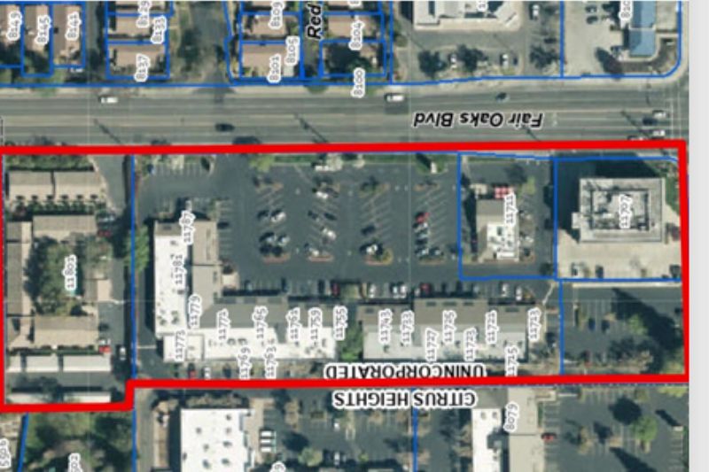 A map of the proposed area to be annexed is outlined in red. Fair Oaks Boulevard runs north to south and Madison Avenue runs east to west. // City of Citrus Heights