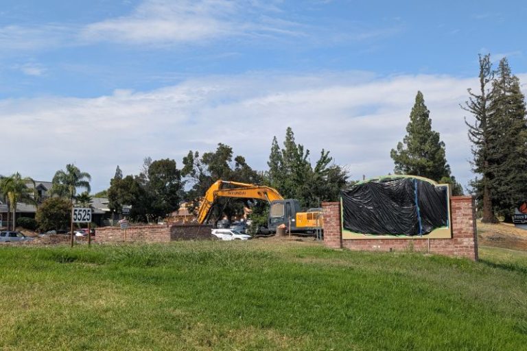 The former site of Marie Callender's has been demolished to its foundation. // SB Williams